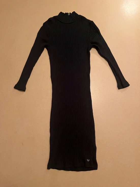 Ribbed Dress - Picture 2 of 7